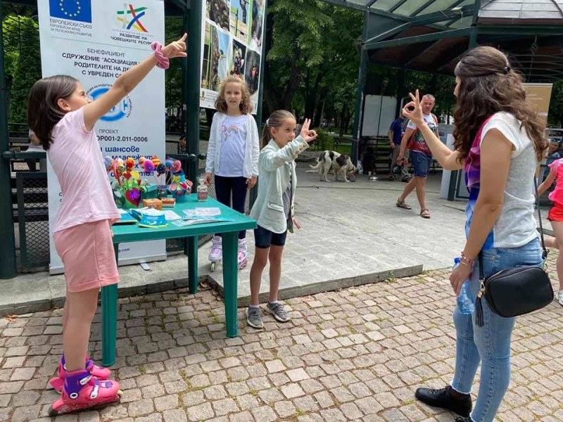 Голям детски фестивал в Пловдив! Танци, бойни изкуства, катерене и пожарен автомобил очакват малчуганите