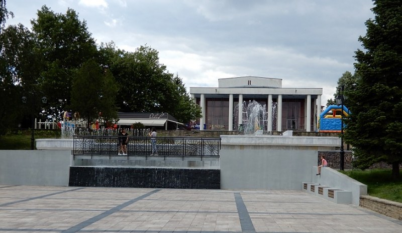 Община Карлово призовава жителите да пазят новите фонтани