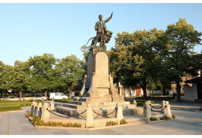Стават 115 години от завършването на паметника на Левски в Карлово
