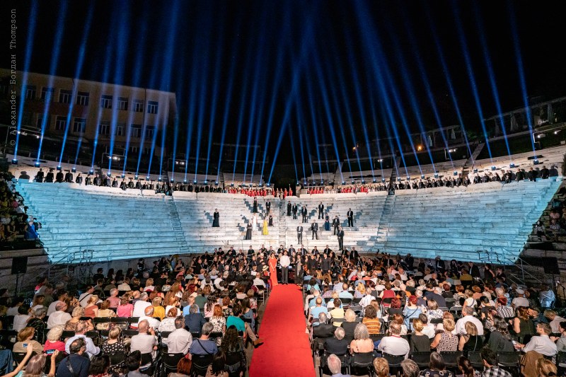 Грандиозен концерт за мир с 450 деца открива OPERA OPEN в Пловдив