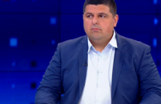 deputat-tova-koeto-se-sluchva-narodnoto-375.png