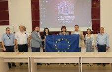 predstaviteli-ek-visoka-otsenka-614.jpg