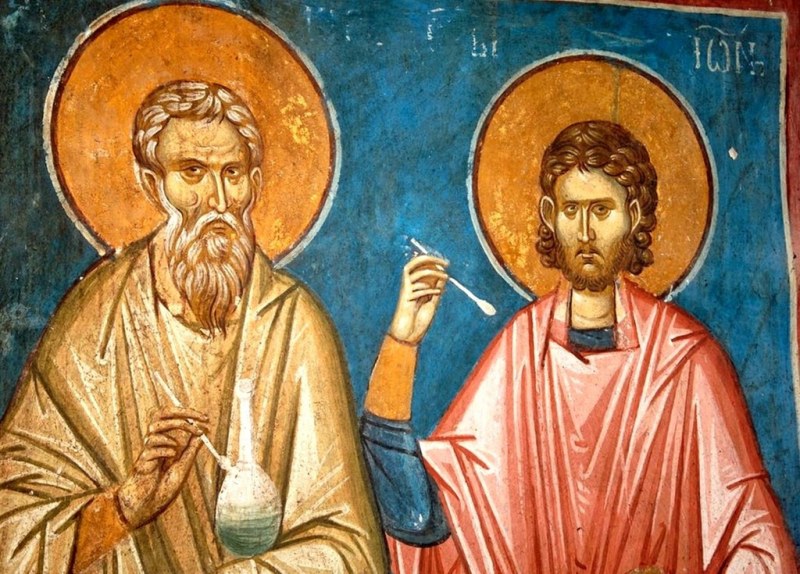 Църквата празнува днес пренасяне мощите на свети безсребреници Кир и Йоан