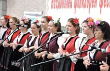 stoletovo-pee-i-tantsuva-500-573.jpg