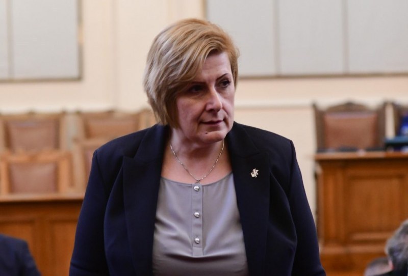 Пловдивчанката Елена Гунчева 99% щяла да гласува против кабинета на “Продължаваме промяната“