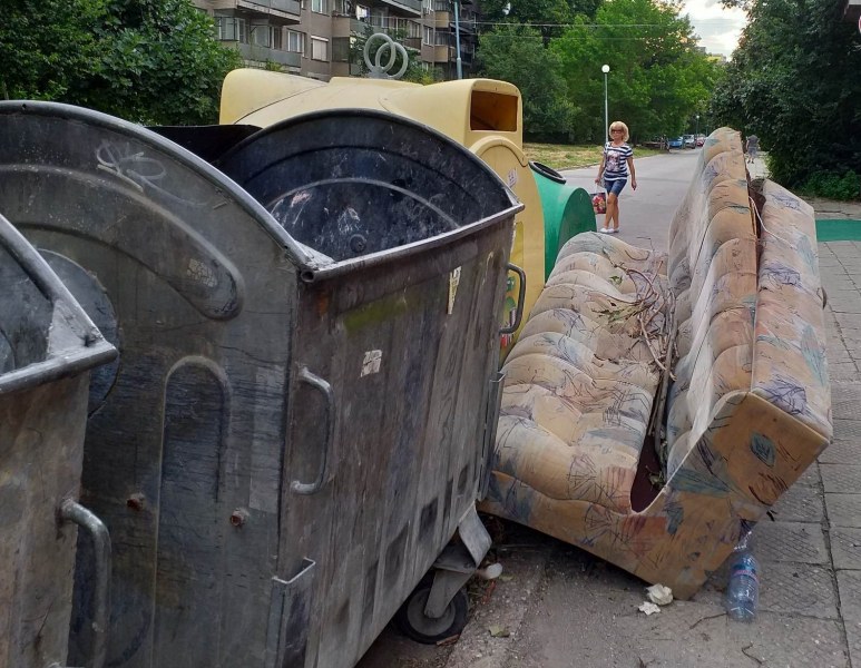 Събират едрогабаритни отпадъци от домакинствата и следващата седмица