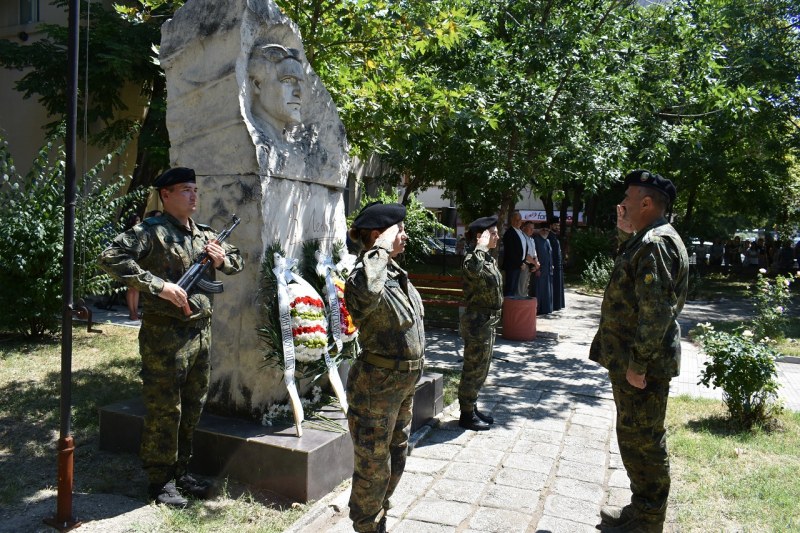 И Асеновград почете рождението на Апостола