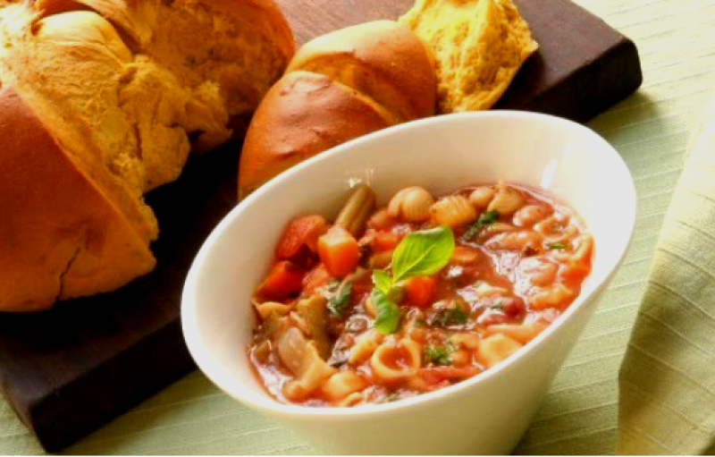 Лятна зеленчукова манджа - лека, вкусна, здравословна и лесна Лятна зеленчукова манджа - лека, вкусна, здравословна и лесна