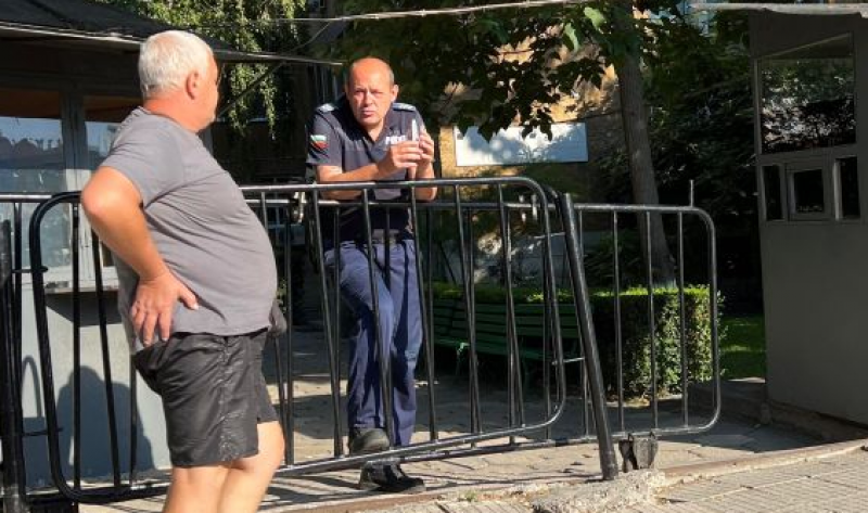 Проблем в системата на МВР за лични документи, връщат пловдивчани от гишетата