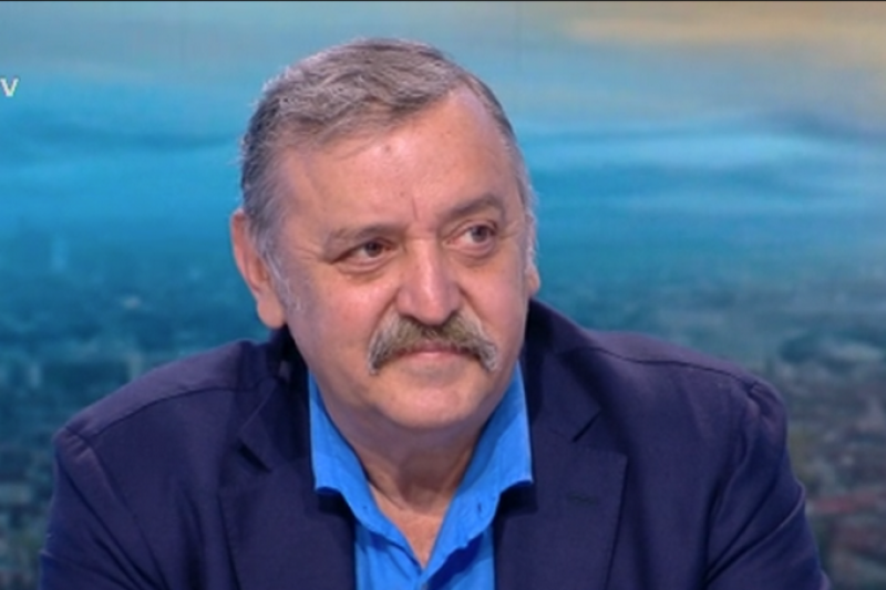 Проф. Кантарджиев: Доближаваме платото на COVID вълната