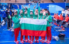 triumfat-zlatnite-ni-momicheta-mina-659.jpg