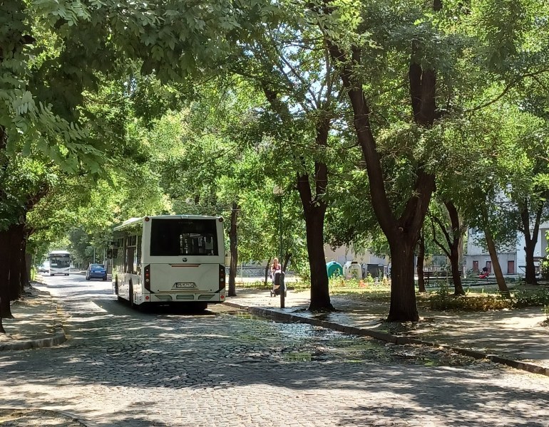 Затворен е нов участък на ул. “Даме Груев“, линия 37 променя маршрута си