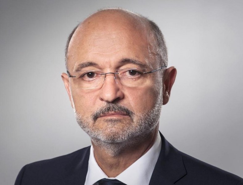 Здравният министър: Говорим категорично за скъсяване на карантината за ваксинирани и неваксинирани