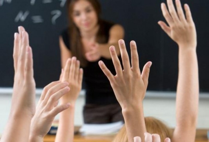 Бюро “Марица“ търси 16 учители и различни работници