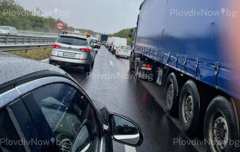 Полицейски патрули се сливат с трафика на магистралите