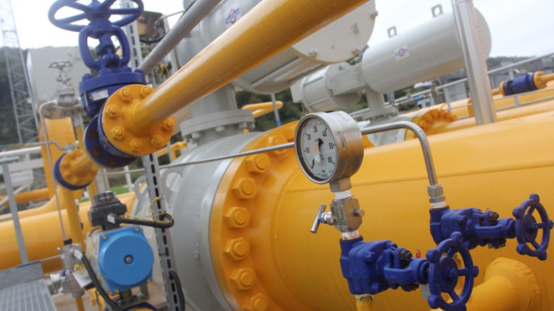 Кризисният щаб: Газ е осигурен частично за септември и недостатъчно за октомври