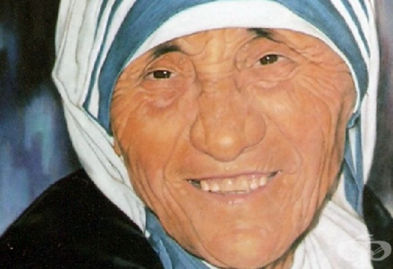 112 години от рождението на Майка Тереза, обявена за светица