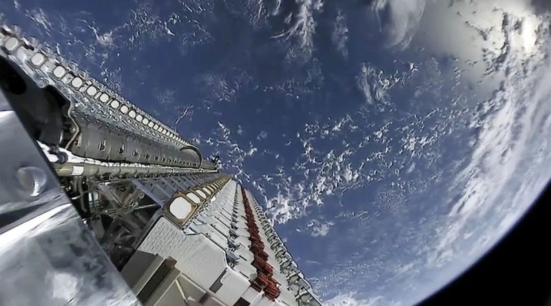 Мъск свали наполовина цените на сателитния интернет за България