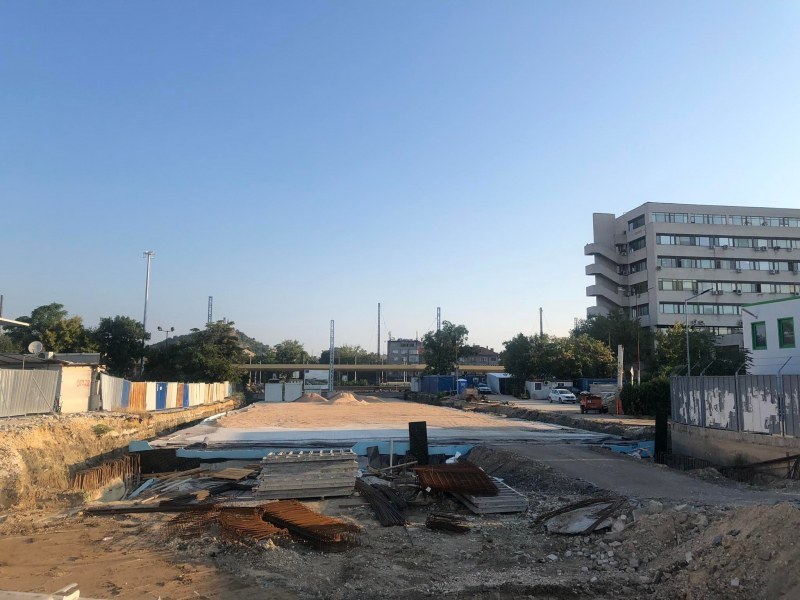 Пробивът под Централна гара от северната страна се отлага за догодина