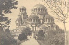 na-tozi-den-zapochva-osveshtavane-hram-271.jpg
