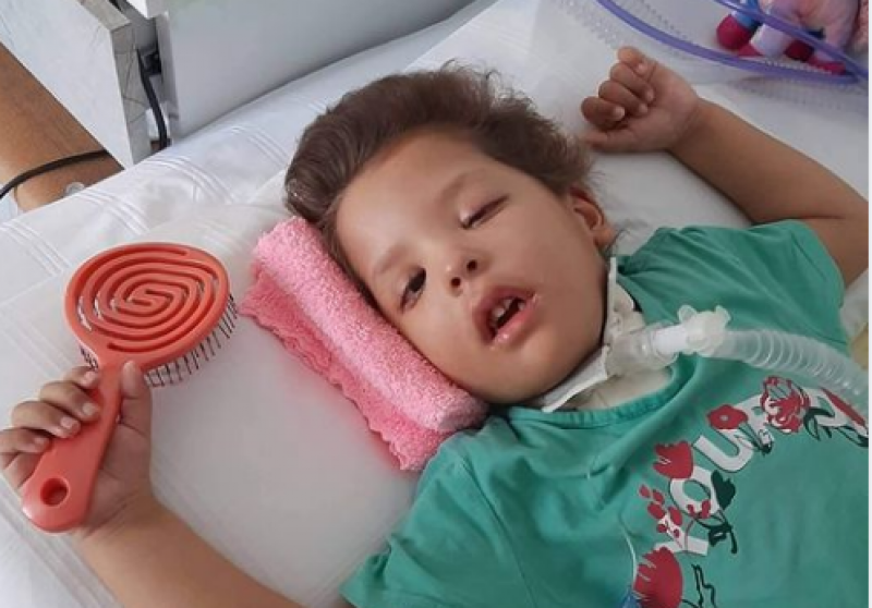 Малката Вили отново има нужда от помощта ни, за да продължи тежкото си и скъпо лечение