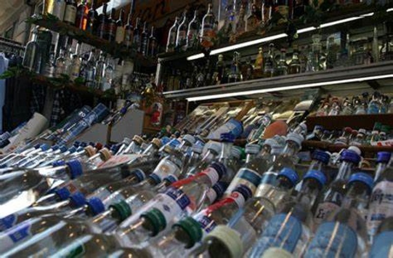 Свалиха проекта за наредба, забраняваща продажбата на алкохол през нощта в Пловдив