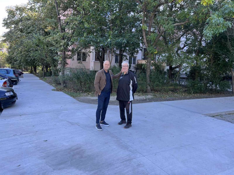 Обновиха инфраструктурата пред един от най-големите блокове в „Тракия”