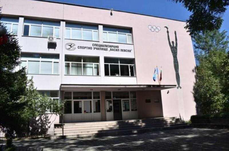 Вирус е виновен за стомашните проблеми на учениците от Спортното в Пловдив