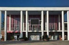 sveshtenik-shte-prepodava-iztochno-673.jpg