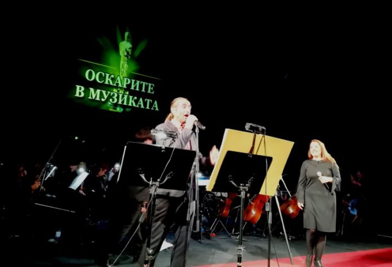Милица Гладнишка и Филип Аврамов пеят в Карлово “Оскарите в музиката“