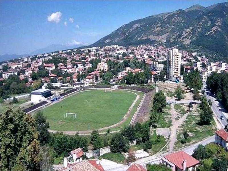 Карловските футболисти посрещат съперници от Пловдив
