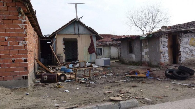 България осъдена да плати обезщетение на роми, изгонени от Войводиново