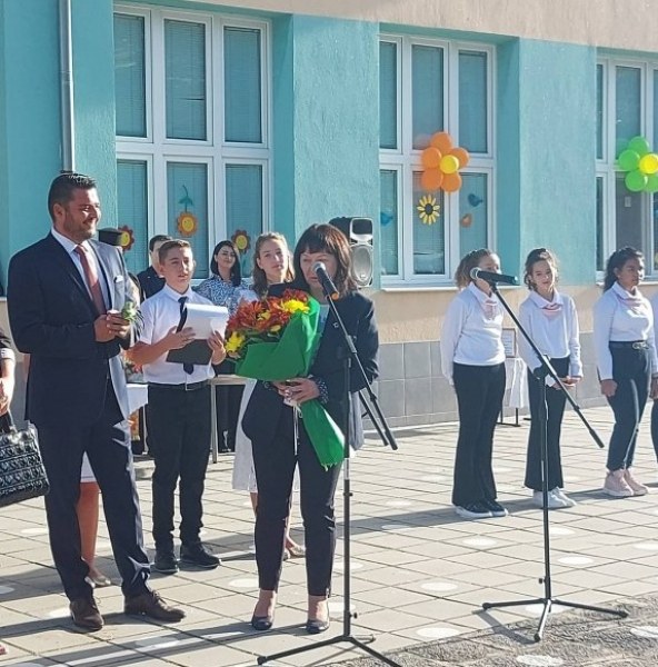 Кметът на община „Родопи“ поздрави педагозите по случай Международния ден на учителя