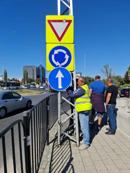 Без ляв завой от кръговото до Водната палата към „Марица-юг“