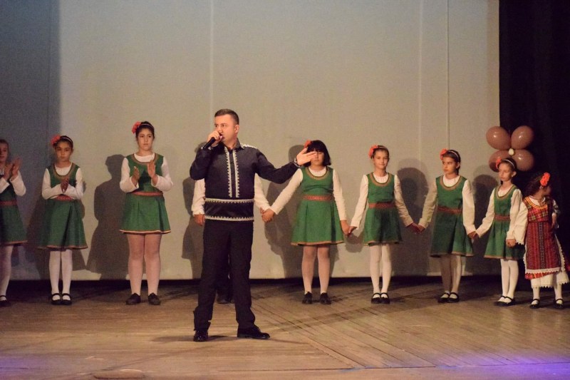 Уникален концерт в Сопот събра помощ за пострадалите села