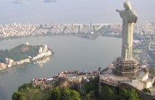 na-tozi-den-statuiata-hristos-rio-de-228.jpg