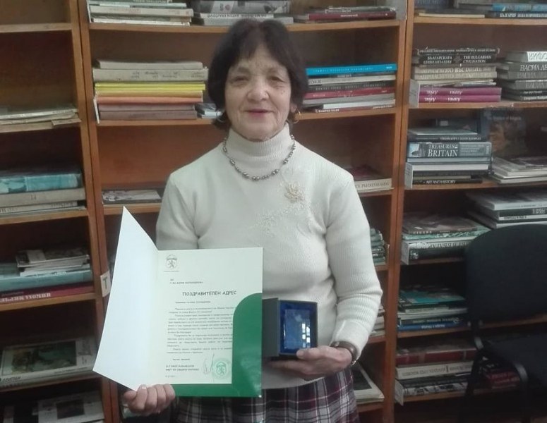 Карловката Мария Сюпюрдекова празнува 50 години творчество като фотограф