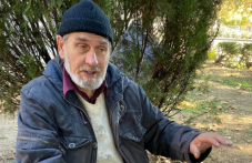 pensioner-plovdiv-zhivee-ulitsata-873.png