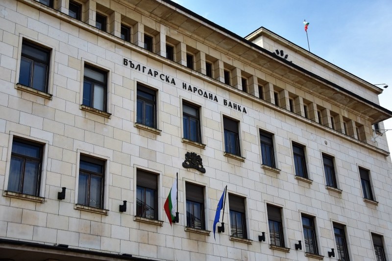 БНБ ще проверява с “тайни клиенти“ обменните бюра