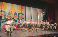 ansambal-rozova-dolina-prestizhna-433.jpg