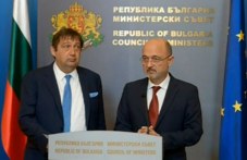 zdravniiat-ministar-82-lekarstva-imat-998.jpg