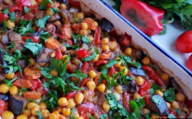 Гювеч с нахут - вкусен, нетрадиционен и подходящ за постите