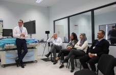 kardiolozi-chuzhbina-se-obuchavat-541.jpg