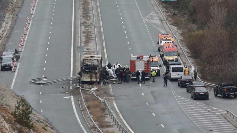 Една година от жестоката катастрофа на АМ “Струма“, автобус изгоря заедно с пътниците