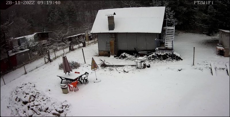 Сняг натрупа по високите села в “Родопи“