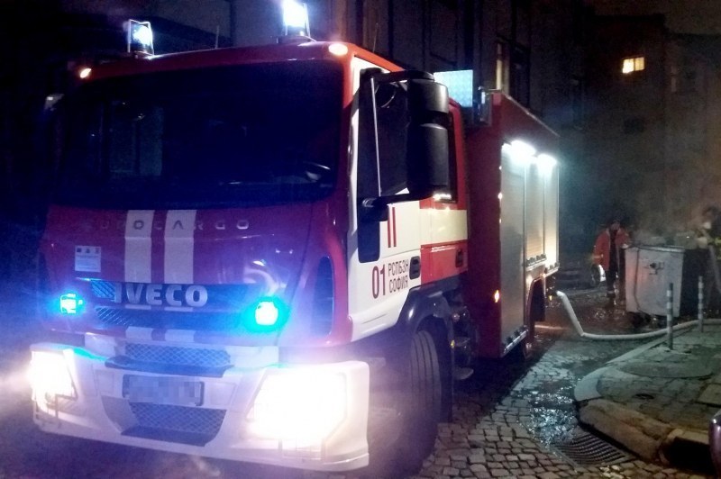 Среднощен пожар стана в жилище в Асеновград