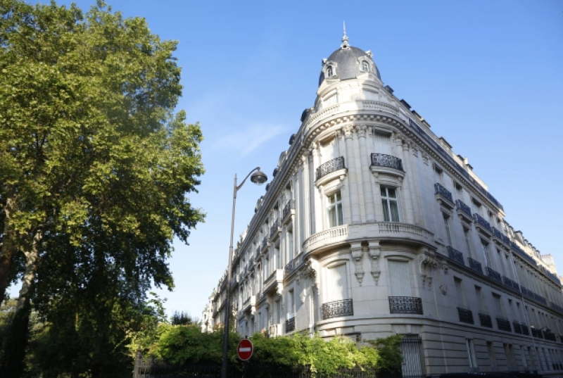 Пловдивски бизнесмен си купи апартамент в Париж за над 10 млн. долара