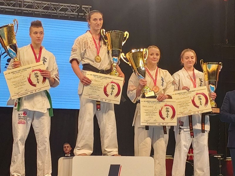 Пловдивчанката Иванка Попова стана Европейска шампионка в абсолютна категория по Шинкиокушин
