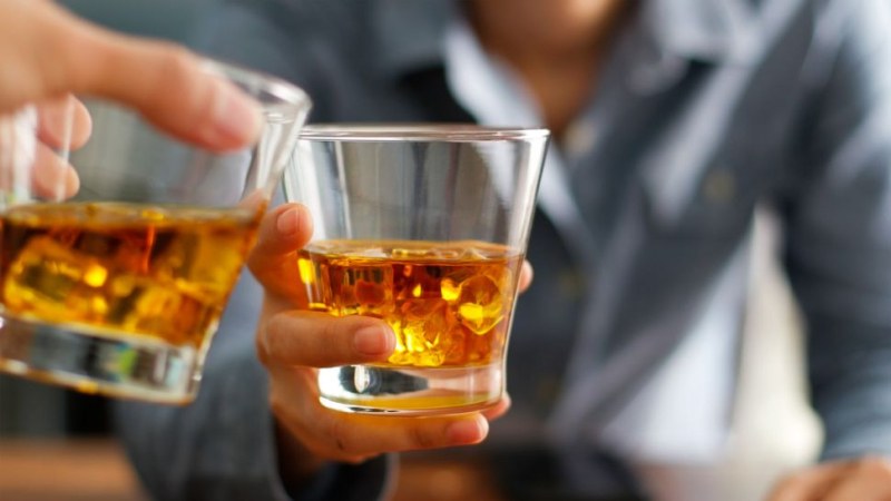Алкохолът е „мръсна дрога“ или как да избегнем махмурлука