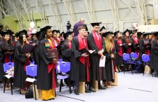 mu-plovdiv-vrachi-diplomite-400-661.jpg